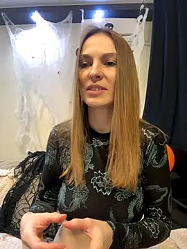 Snapshot of RachelBelI chatting on October 27, 2025, 11:38 pm RachelBelI online show from October 27, 2025, 11:38 pm