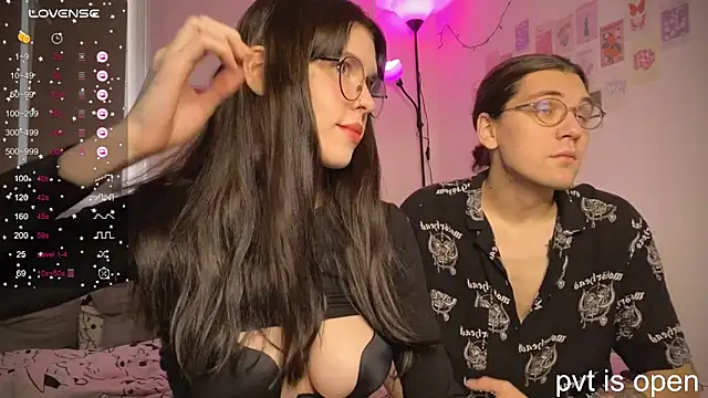 Snapshot of passiondesire_ chatting on October 23, 2025, 8:46 am passiondesire online show from October 23, 2025, 8:46 am