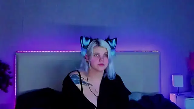 JoannLowe online show from March 3, 2025, 12:01 am