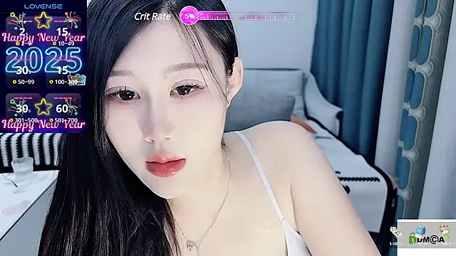 QQ-tutu online show from February 14, 2025, 2:12 pm