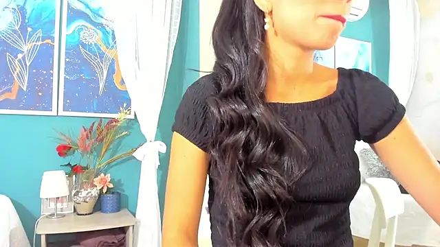 TianaReedd online show from March 11, 2025, 12:28 pm