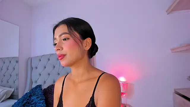 TianaReedd online show from September 9, 2025, 12:47 pm
