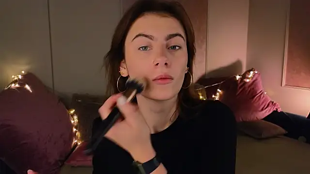 tomorrows day online show from November 28, 2025, 9:15 pm