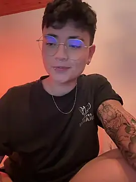 Snapshot of Ashley_Chriss chatting on January 16, 2025, 3:12 am Ashley Chriss online show from January 16, 2025, 3:12 am