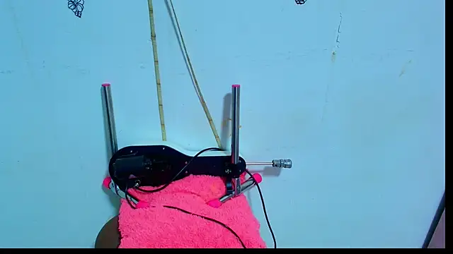 Snapshot of SolanyiVera chatting on September 25, 2025, 11:55 pm SolanyiVera online show from September 25, 2025, 11:55 pm