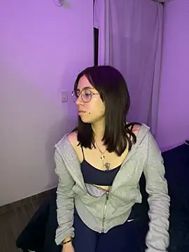 Catyloves online show from January 15, 2025, 3:11 am