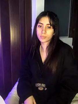 Catyloves online show from December 5, 2024, 4:59 am