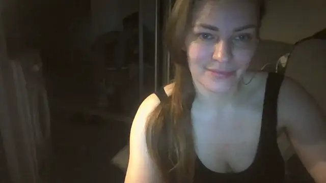 Snapshot of AnnaDiamond1 chatting on October 30, 2025, 11:23 pm AnnaDiamond1 online show from October 30, 2025, 11:23 pm