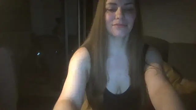 Snapshot of AnnaDiamond1 chatting on September 24, 2025, 9:32 pm AnnaDiamond1 online show from September 24, 2025, 9:32 pm