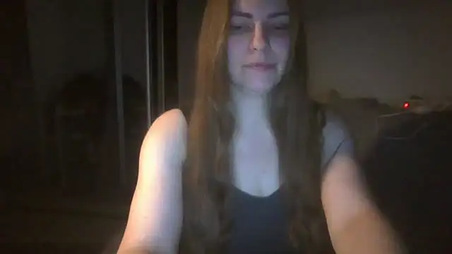 Snapshot of AnnaDiamond1 chatting on October 14, 2025, 10:20 pm AnnaDiamond1 online show from October 14, 2025, 10:20 pm