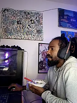 Siriss boyrag online show from March 8, 2026, 2:04 am