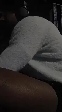 Snapshot of Siriss_boyrag chatting on October 17, 2025, 12:36 am Siriss boyrag online show from October 17, 2025, 12:36 am