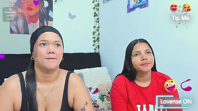 Snapshot of sara_mendez2 chatting on December 1, 2025, 11:27 pm sara mendez2 online show from December 1, 2025, 11:27 pm