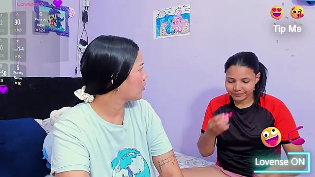 Snapshot of sara_mendez2 chatting on November 18, 2025, 11:37 pm sara mendez2 online show from November 18, 2025, 11:37 pm