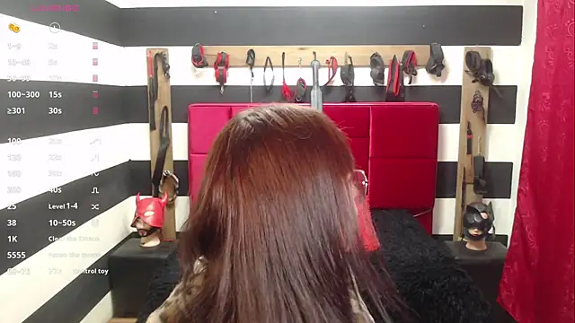 Snapshot of Marian_Ran chatting on October 17, 2025, 3:21 am Marian Ran online show from October 17, 2025, 3:21 am