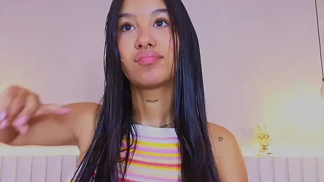 Aida moreno online show from September 19, 2025, 11:47 am