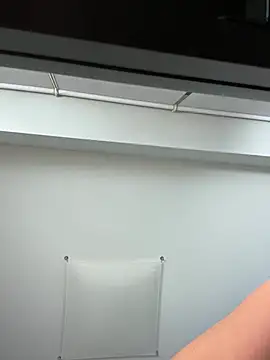 Evelinia online show from February 28, 2025, 8:50 pm