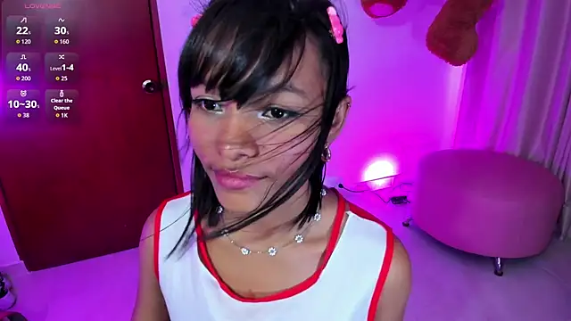 Snapshot of KaattySweet_ chatting on October 18, 2025, 7:49 pm KaattySweet online show from October 18, 2025, 7:49 pm