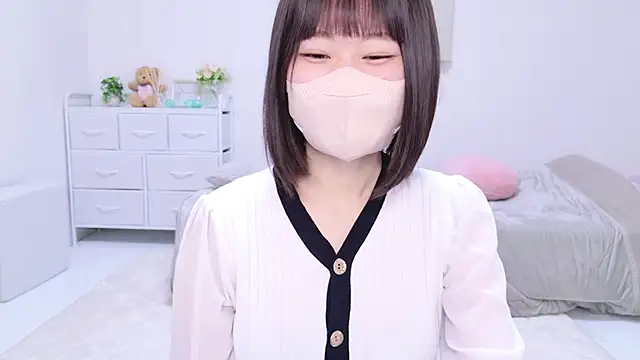 Im Yu-na online show from February 7, 2025, 2:15 pm