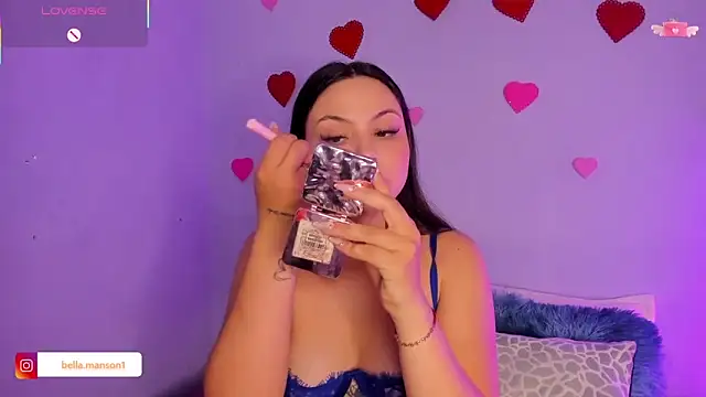 Bella Manson  online show from March 5, 2025, 7:38 pm