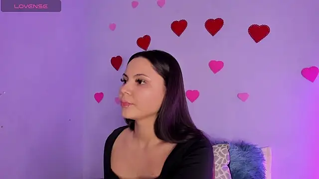 Bella Manson  online show from March 6, 2025, 7:32 pm