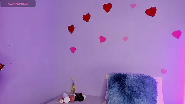 Bella Manson  online show from February 24, 2025, 7:41 pm
