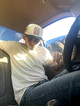 kevinsito1 online show from October 22, 2025, 11:36 pm