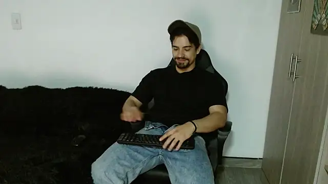 Ian Daviz online show from November 3, 2025, 2:06 am