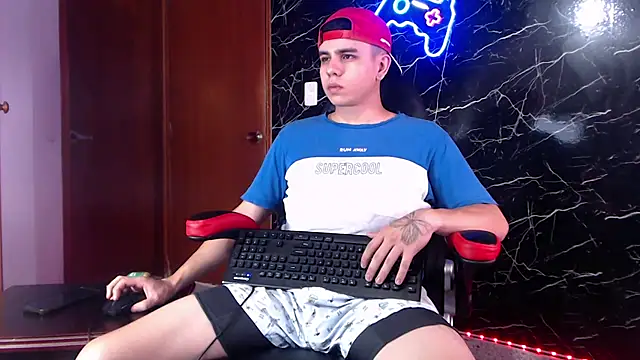 Snapshot of maty_hardx chatting on January 6, 2025, 8:18 pm maty hardx online show from January 6, 2025, 8:18 pm