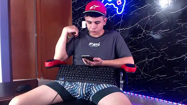 Snapshot of maty_hardx chatting on January 9, 2025, 4:49 pm maty hardx online show from January 9, 2025, 4:49 pm