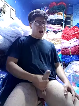 strokvic online show from October 24, 2025, 12:42 am