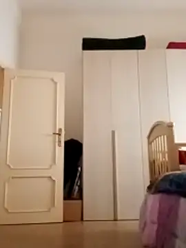 Snapshot of hairygirl80 chatting on February 2, 2026, 10:58 am hairygirl80 online show from February 2, 2026, 10:58 am