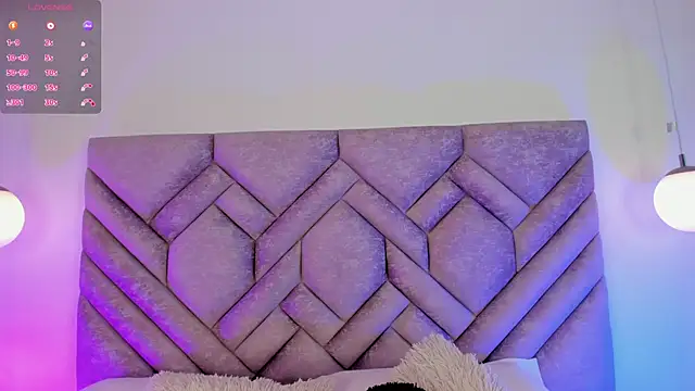 Snapshot of Lucy_Vega chatting on March 16, 2025, 4:09 am Lucy Vega online show from March 16, 2025, 4:09 am