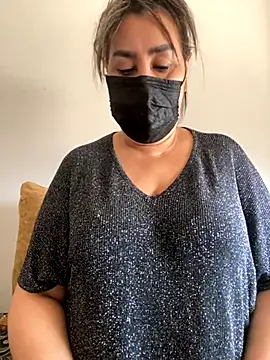 Snapshot of Jawahir-pretty-women chatting on October 20, 2025, 10:27 am Jawahir-pretty-women online show from October 20, 2025, 10:27 am