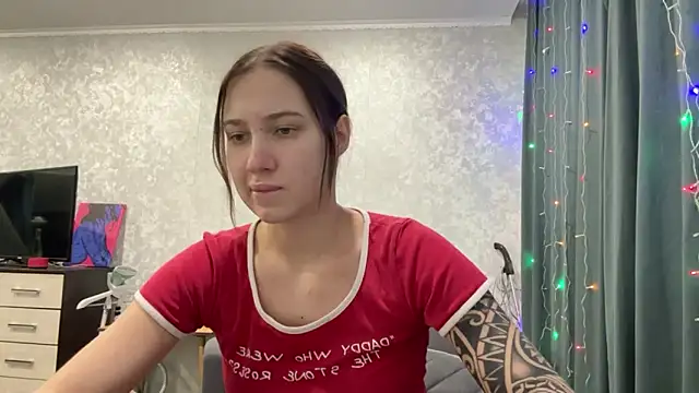 AnneBall online show from December 24, 2024, 10:01 am