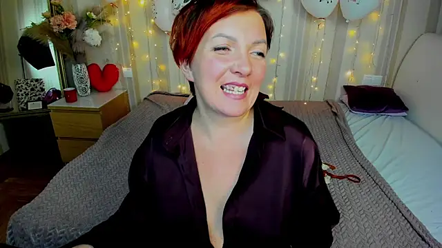 Snapshot of Katherine_Fox chatting on February 15, 2025, 10:42 pm Katherine Fox online show from February 15, 2025, 10:42 pm