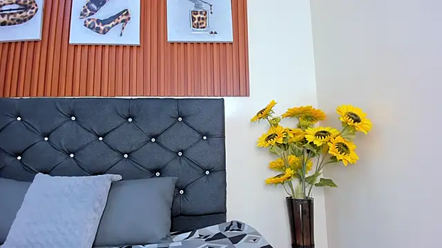 Snapshot of Zoe_pss chatting on October 30, 2025, 7:22 pm Zoe pss online show from October 30, 2025, 7:22 pm