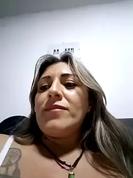 Isabellaa Garcia  online show from March 20, 2025, 4:29 am