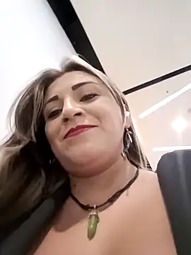 Isabellaa Garcia  online show from March 4, 2025, 6:50 pm