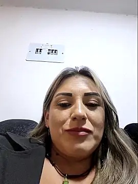 Isabellaa Garcia  online show from March 4, 2025, 9:54 pm