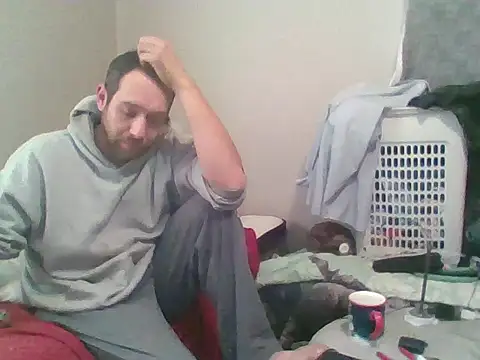 SmokingSloth online show from November 26, 2025, 5:46 pm