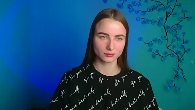 Eva Janee online show from April 8, 2026, 5:42 am