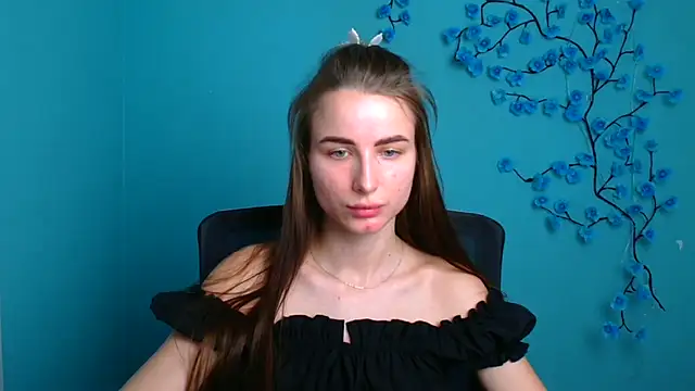 Eva Janee online show from June 22, 2026, 5:37 am