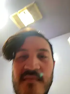 Snapshot of Sleeker99 chatting on February 3, 2026, 1:49 am Sleeker99 online show from February 3, 2026, 1:49 am