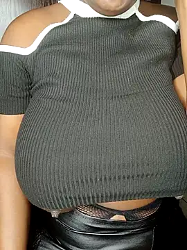 BlackJaguar30 online show from September 29, 2025, 2:40 am