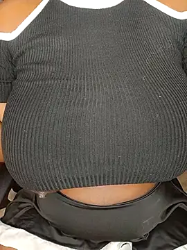 BlackJaguar30 online show from October 4, 2025, 5:47 pm