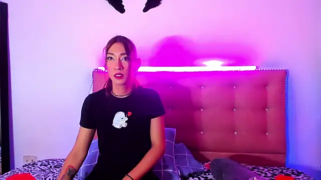 Snapshot of khandyzBlum chatting on January 20, 2025, 2:57 pm khandyzBlum online show from January 20, 2025, 2:57 pm