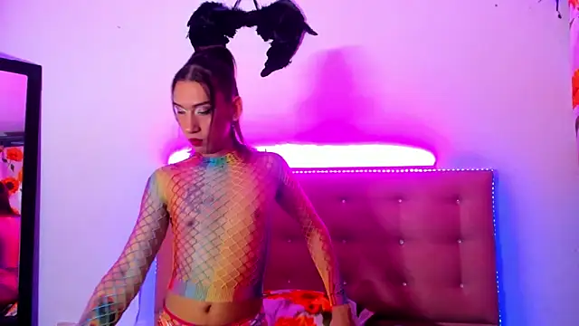 Snapshot of khandyzBlum chatting on February 7, 2025, 7:38 pm khandyzBlum online show from February 7, 2025, 7:38 pm