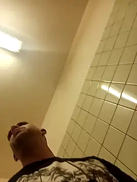 YouWantMe666 online show from September 30, 2025, 4:46 pm