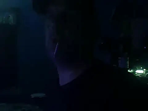 YouWantMe666 online show from October 8, 2025, 5:02 pm